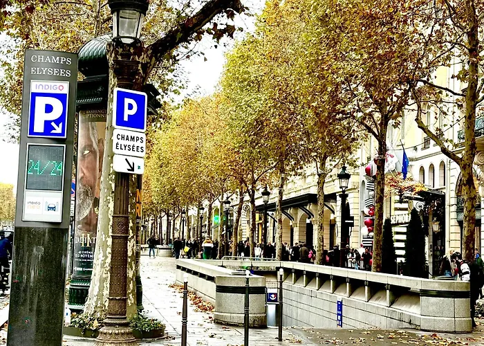 Family Champs Elysees Appartement